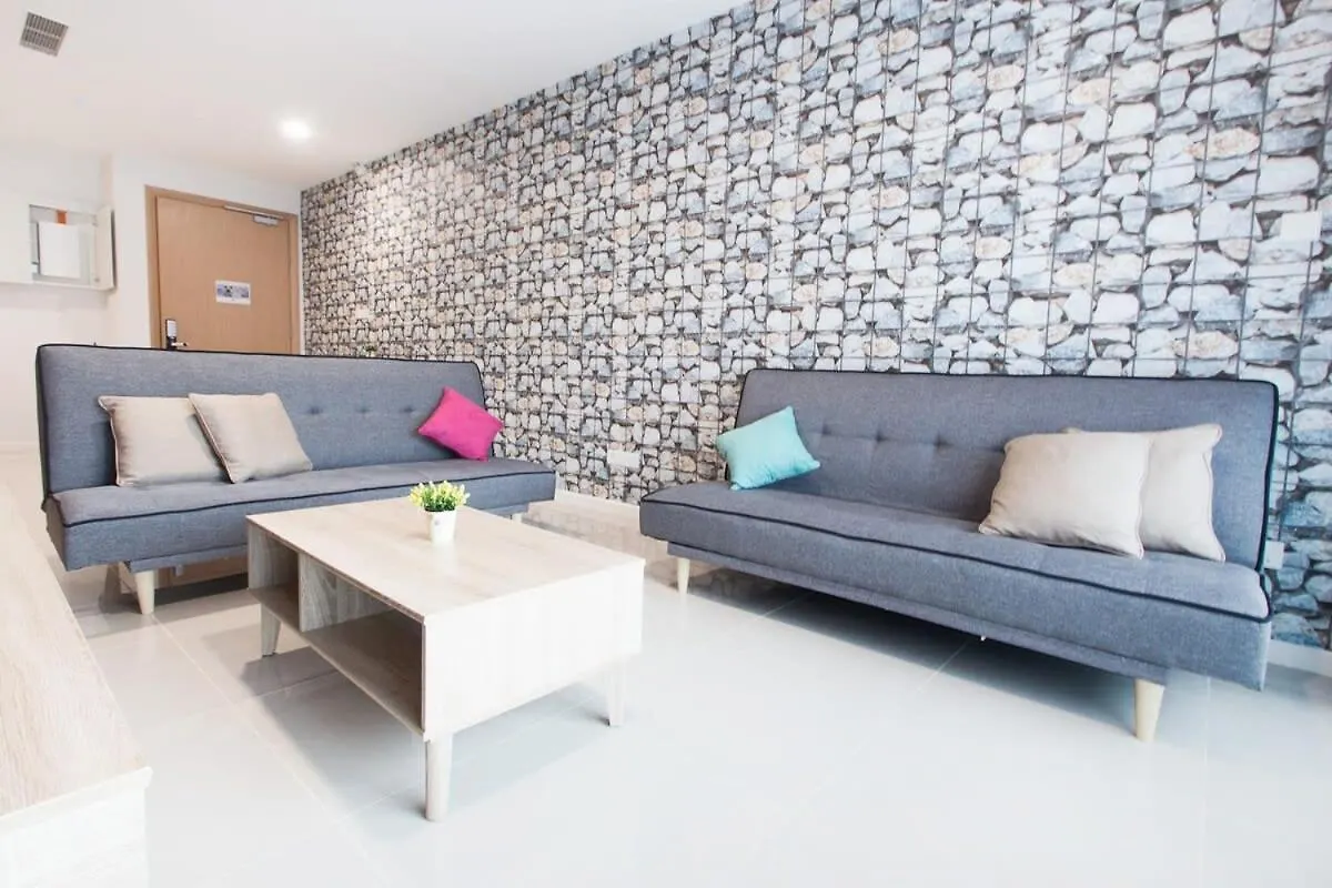Modern, High Floor Suasana Suites 05 In Jb Johor Bahru